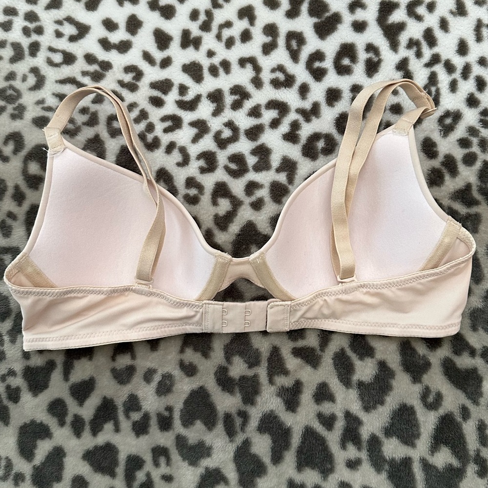 PINK Victoria’s Secret Wear Everywhere Lightly Lined T-Shirt Bra Marzipan 34A - Picture 5 of 13